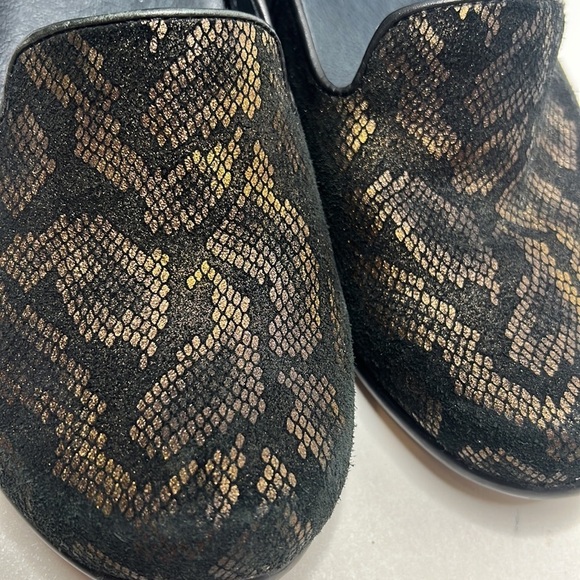 Dansko Olivia Snake Skin Black & Gold Loafer Ballet Flats - Picture 3 of 6